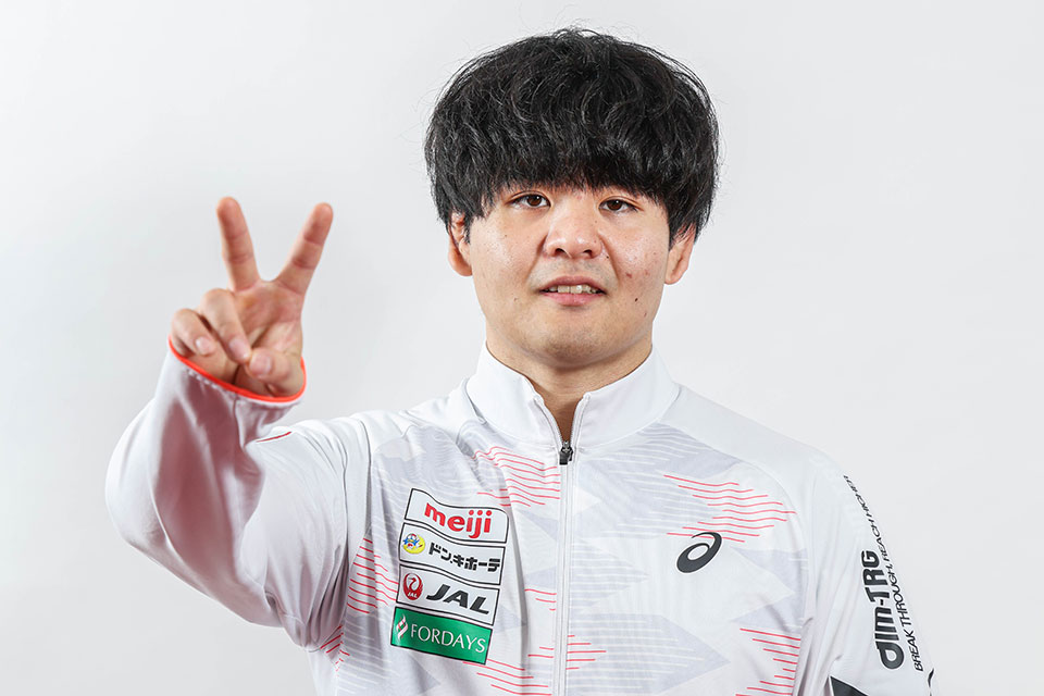 仲里 優力